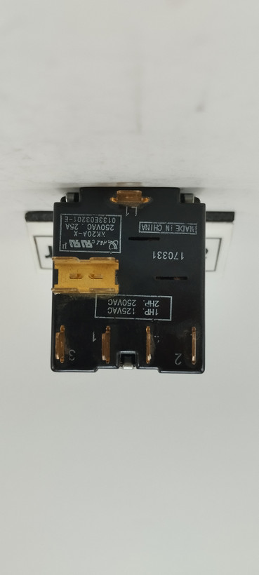 کلید سلکتوری کولر