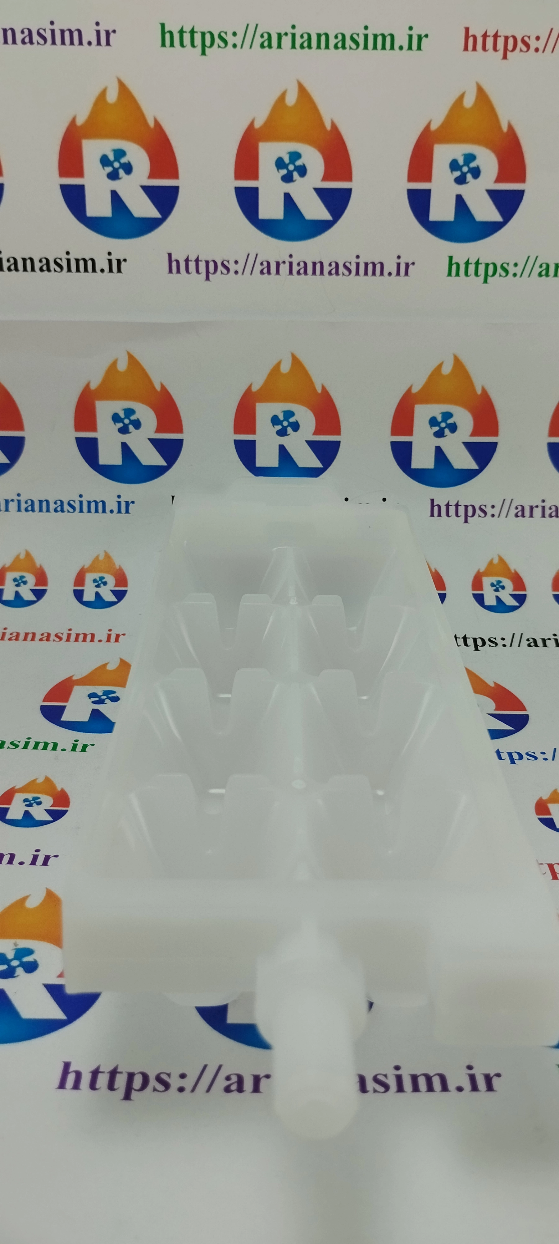 قالب یخساز هیتاچی